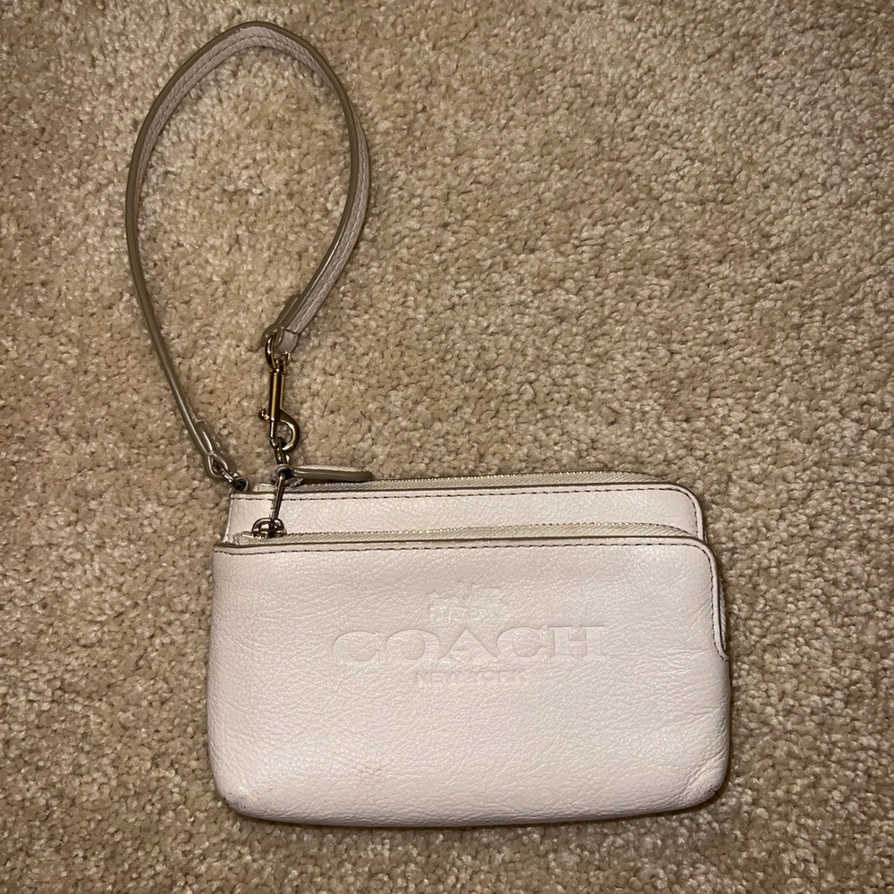 vintage coach wristlet